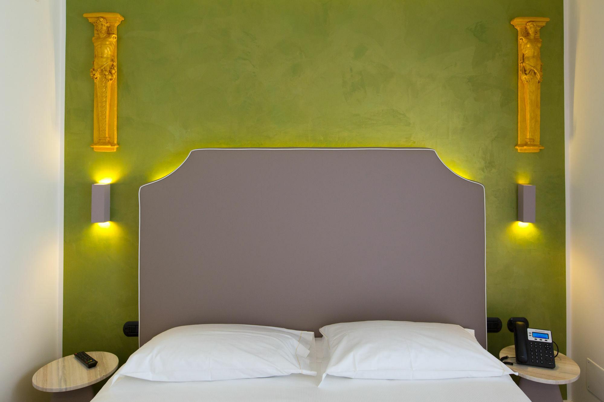 Hotel Al Campanile - Luxury Suites & Apartments Μπαβένο Εξωτερικό φωτογραφία